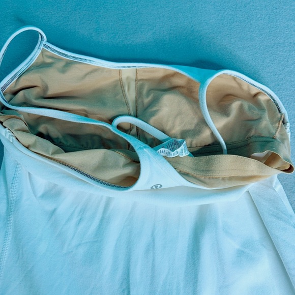 Lululemon Women's Workout Tank Top Scoop Neck Spaghetti Strap White Athletic 10 - Picture 6 of 7